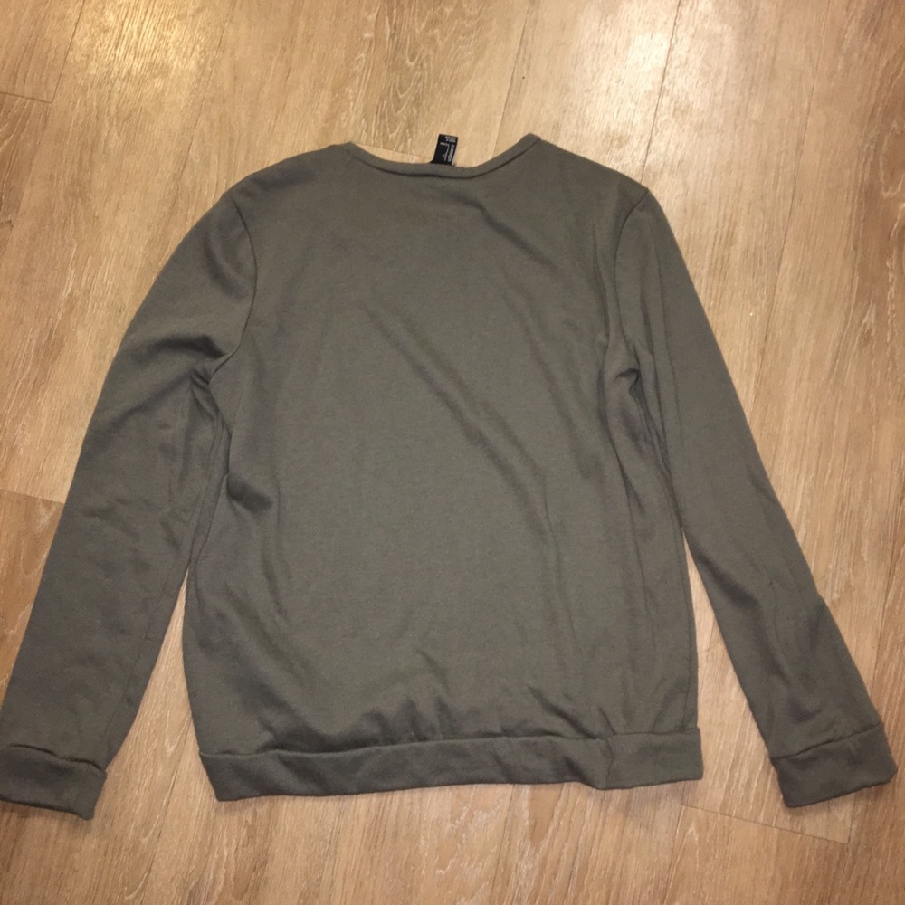 Forever 21 Sweatshirt